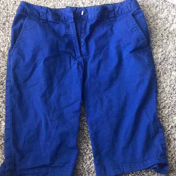 Shorts - Picture 2 of 4